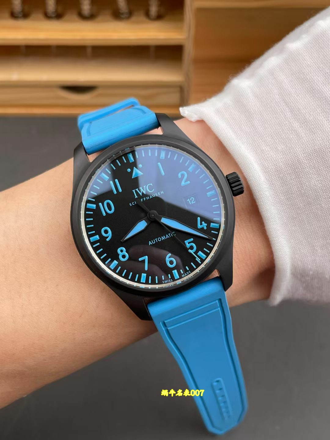 M+ IWC F63赛车纪念版万国表飞行员系列IW328107 广州仿真手表 /  