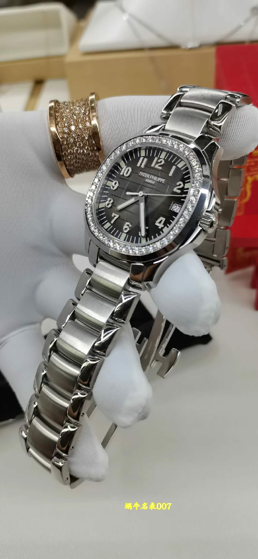 高端定制 真钻百达翡丽AQUANAUT系列5087/1A-001 女士手表顶级复刻 /  