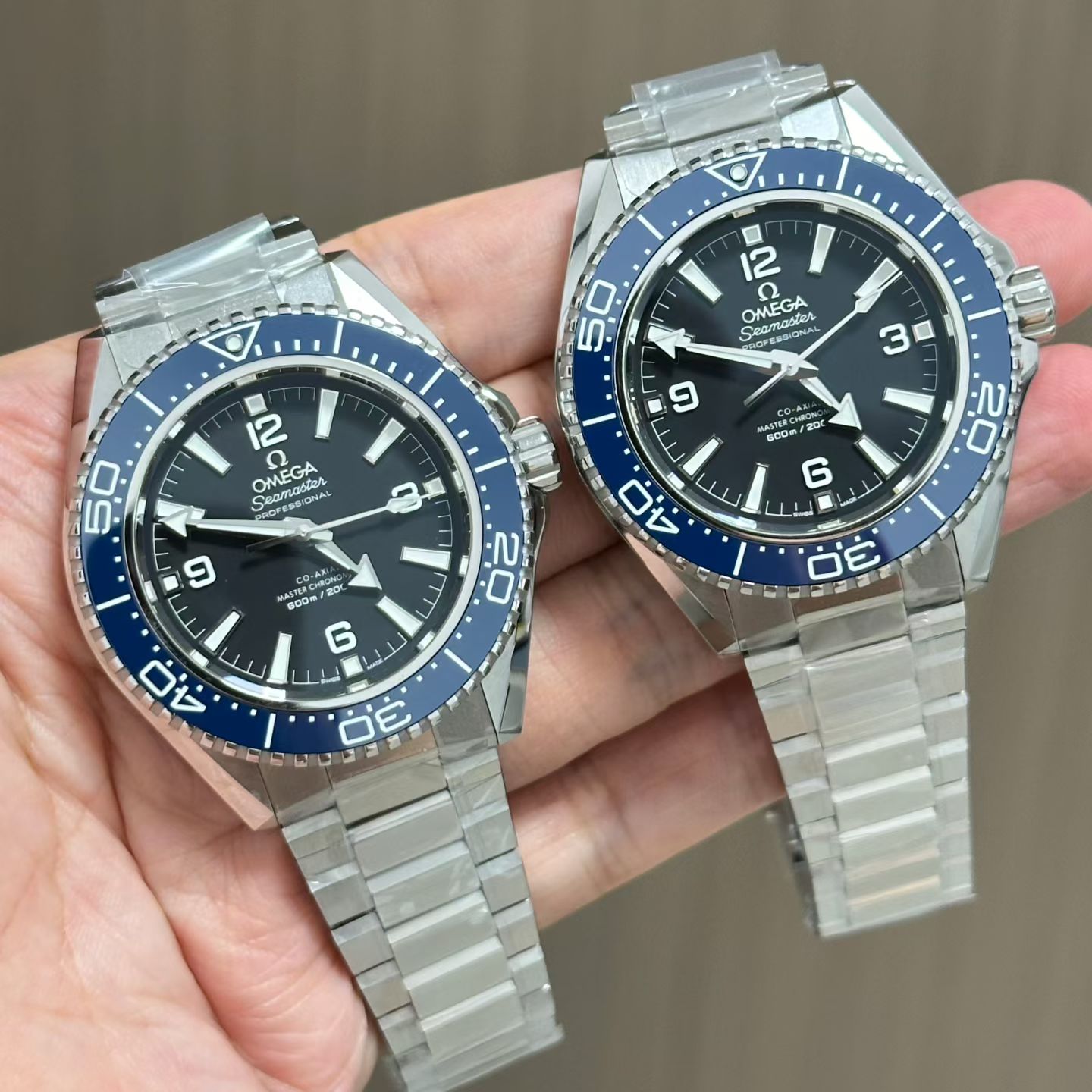 视频 VS欧米茄Omega海洋宇宙600米複刻复刻手表217.30.42.21.01.002，217.30.42.21.01.001腕表 / DSC_0461