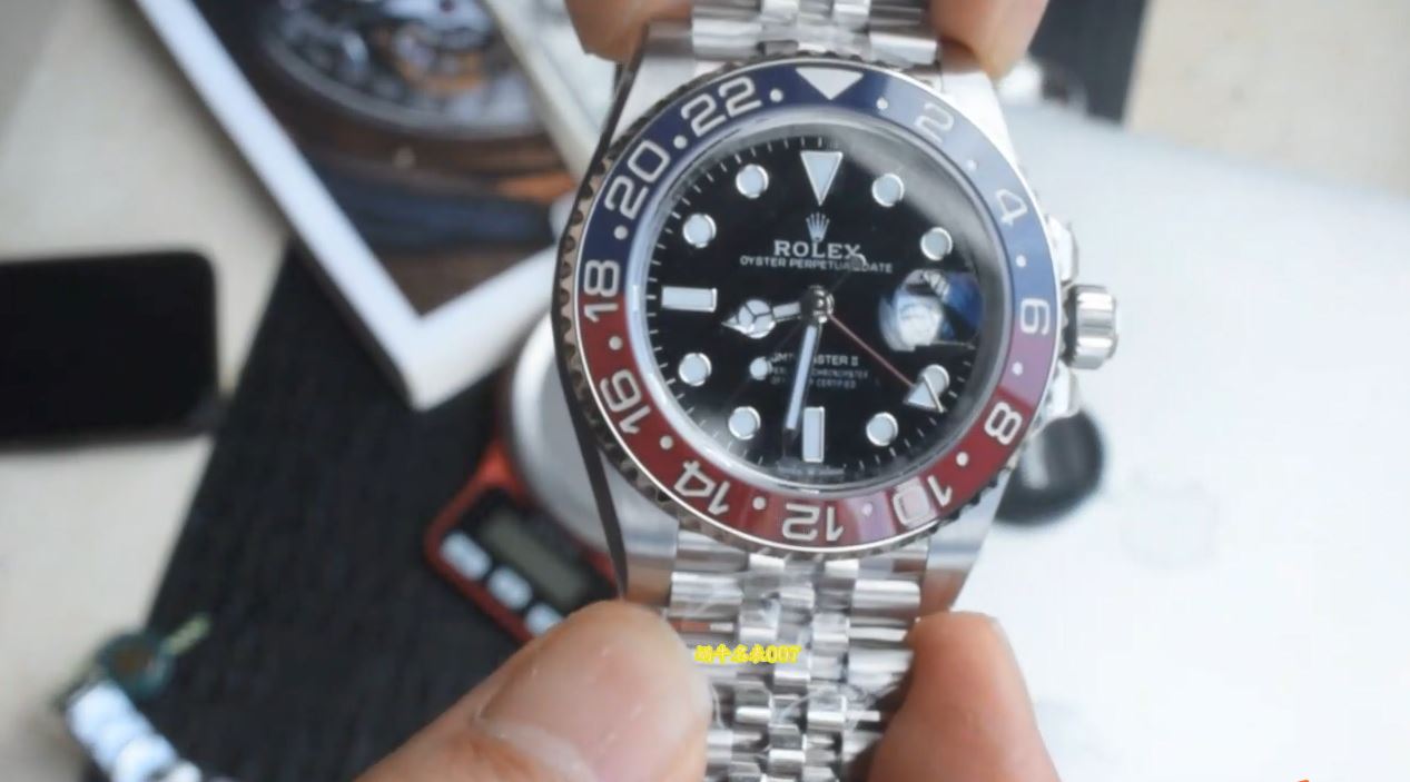 视频 劳力士格林尼治型II可乐圈无卡度机芯 replica watch  Rolex Cola bezel m126710blro-0001腕表