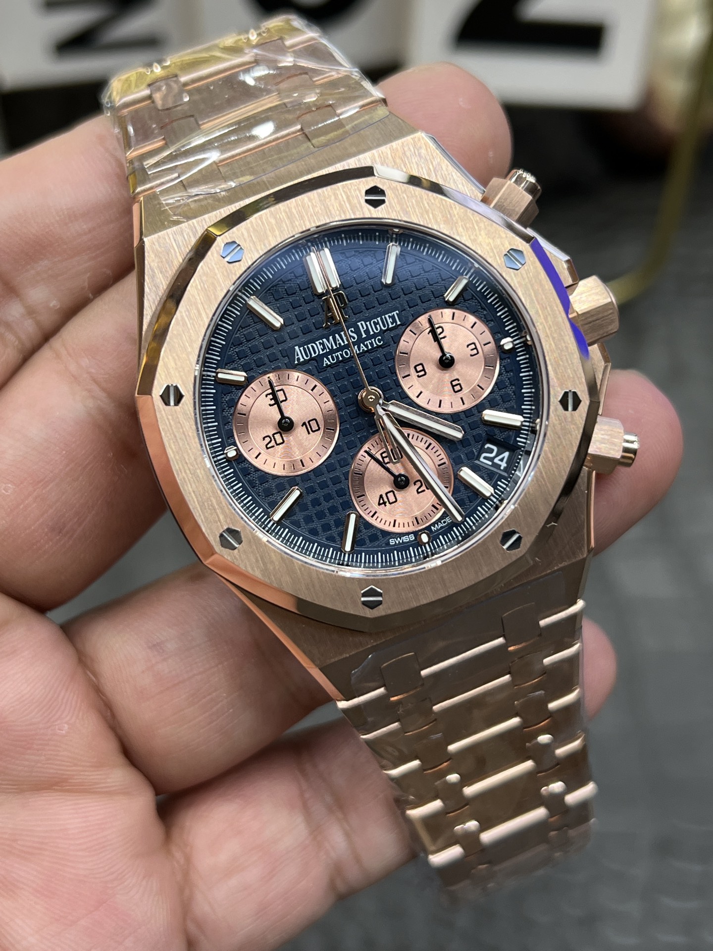 DDF 爱彼Audemars Piguet Cloned watch  愛彼高仿手錶26239OR.OO.1220OR.01腕表 /  