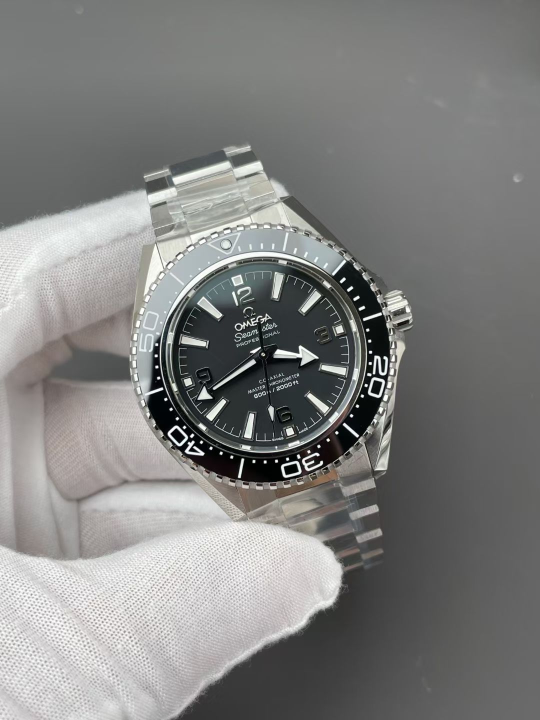 VS 欧米茄海马600 歐米茄復刻手錶 Omega replica watches 217.30.42.21.01.001腕表 /  