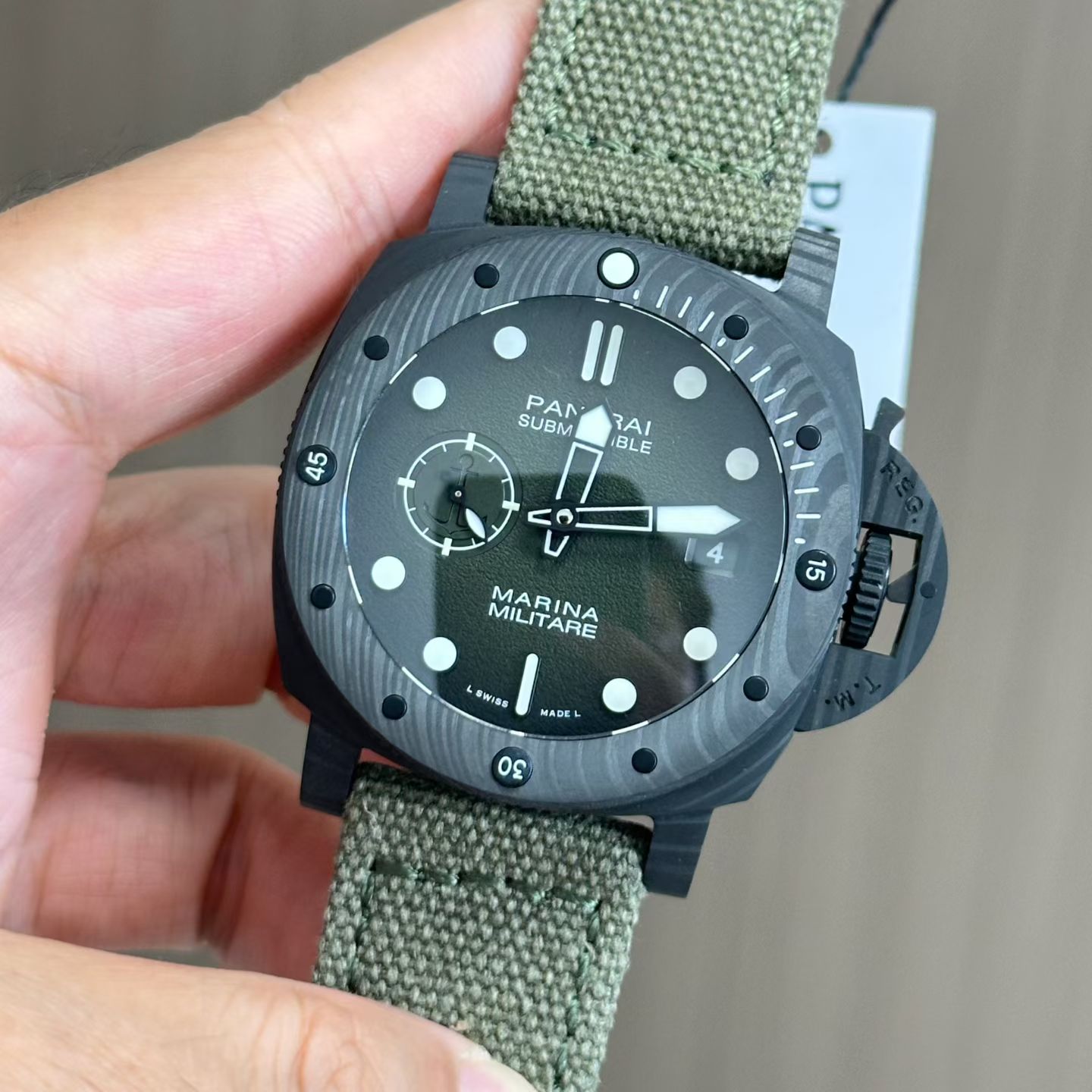 vs沛纳海Panerai Submariner replica watch PAM01698 沛納海高仿手錶PAM1698  腕表 /  