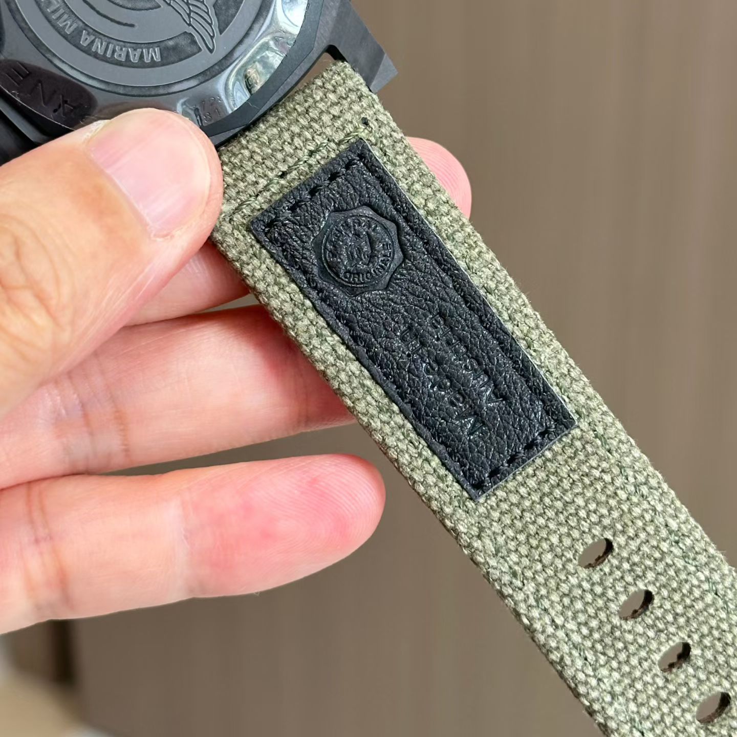 vs沛纳海Panerai Submariner replica watch PAM01698 沛納海高仿手錶PAM1698  腕表 /  