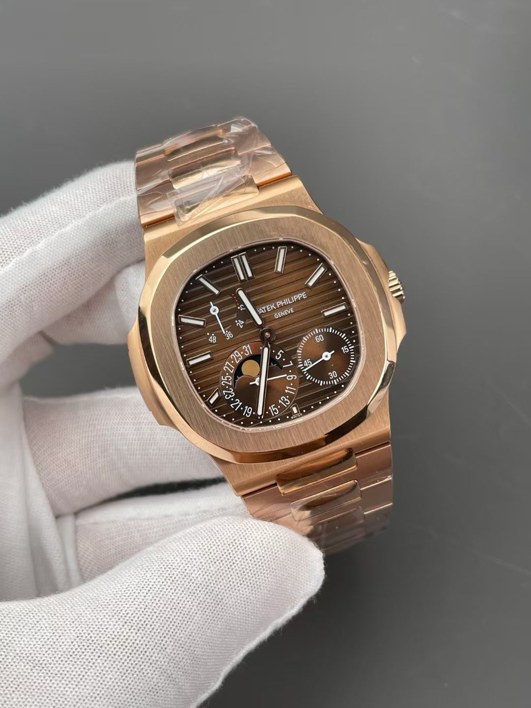 UMI  watch replica Patek Philippe 5712R-001腕表 百達翡麗 5712R-001 高仿手錶 (鹦鹉螺) /  