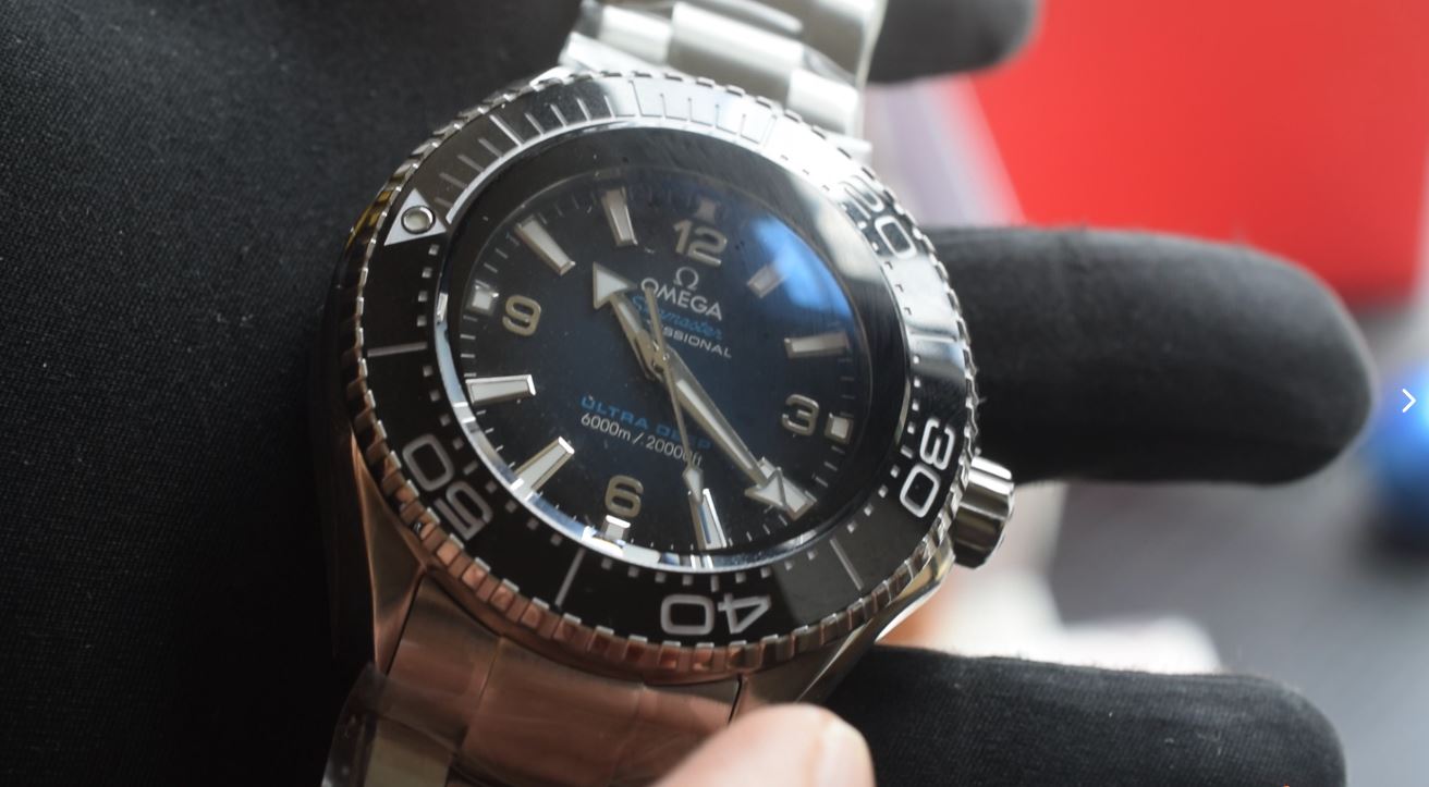 视频 原单 欧米茄海马 海洋宇宙600米 215.30.46.21.03.001 Omega Seamaster 600 腕表