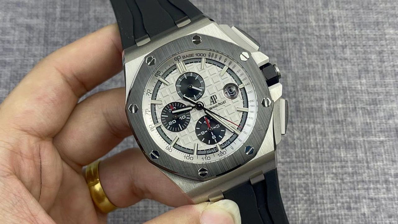 APF Factory Audemars Piguet熊猫 Royal Oak  Offshore   clone 26400SO.OO.A002CA.01 watches  / AP287