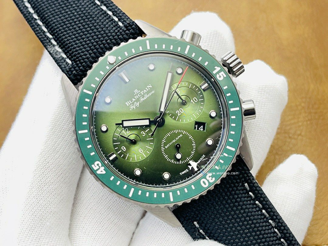 JB Factory Blancpain Fifty Fathoms series 5200-0153-B52A（极光绿TOP clone watch） watches  / BP077