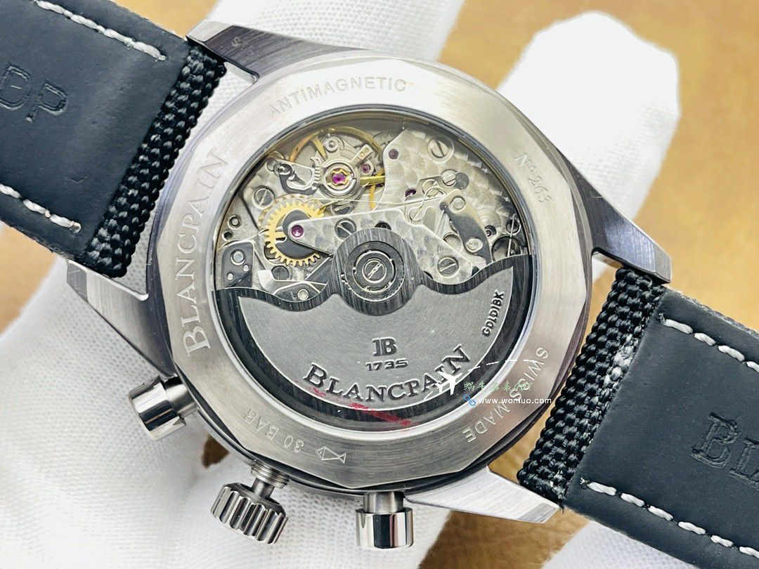 JB Factory Blancpain Fifty Fathoms series 5200-0153-B52A（极光绿TOP clone watch） watches  / BP077