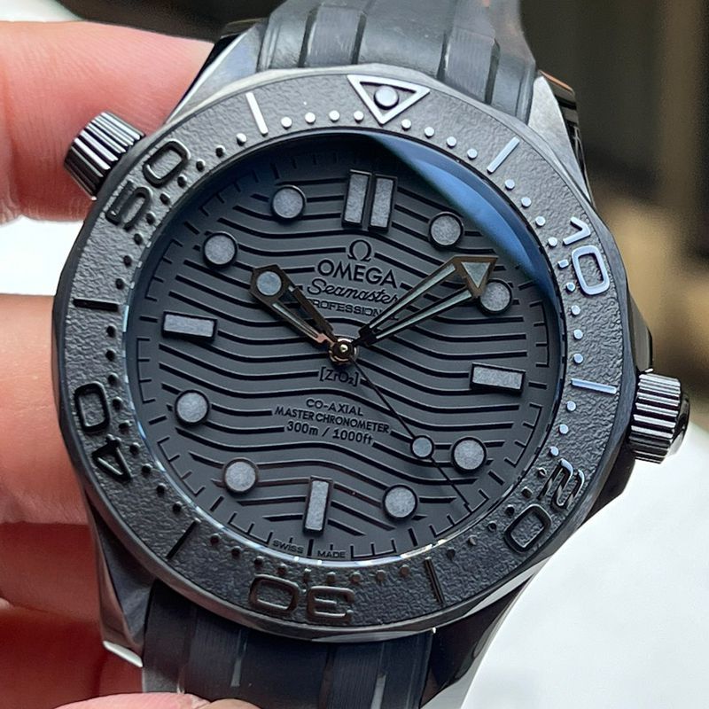VS Factory  Omega Seamaster 300 meters  Darth Vader TOP clone watch210.92.44.20.01.003 watches 