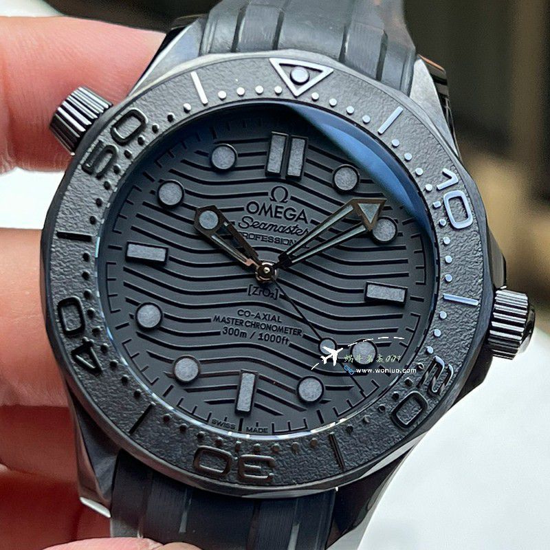 VS Factory  Omega Seamaster 300 meters  Darth Vader TOP clone watch210.92.44.20.01.003 watches  / VS806