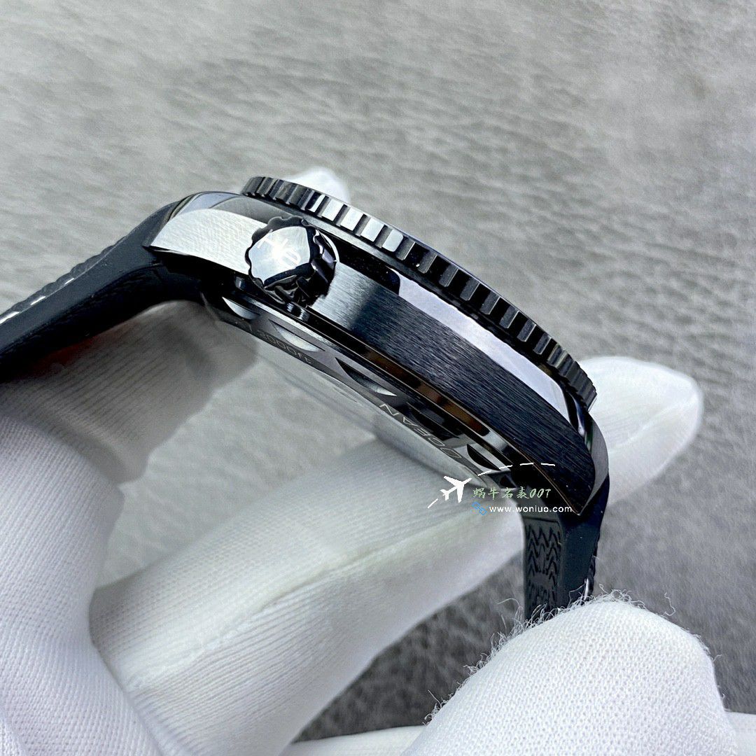VS Factory  Omega Seamaster 300 meters  Darth Vader TOP clone watch210.92.44.20.01.003 watches  / VS806