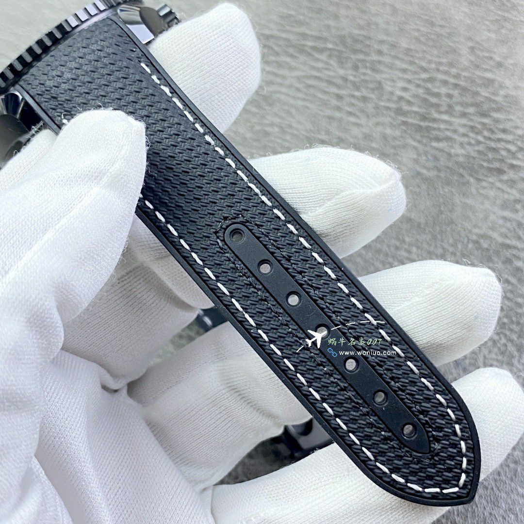 VS Factory  Omega Seamaster 300 meters  Darth Vader TOP clone watch210.92.44.20.01.003 watches  / VS806
