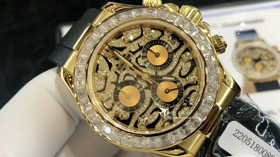  Ultra-high-end  Customized Rolex Cosmograph  gold 虎 Daytona  clone watch116588 TBR watches  / R880