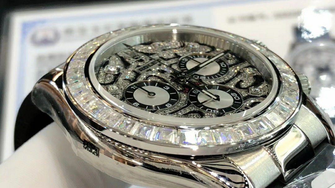  Ultra-high-end  Customized Rolex Cosmograph  gold 虎 Daytona  clone watch116588 TBR watches  / R880