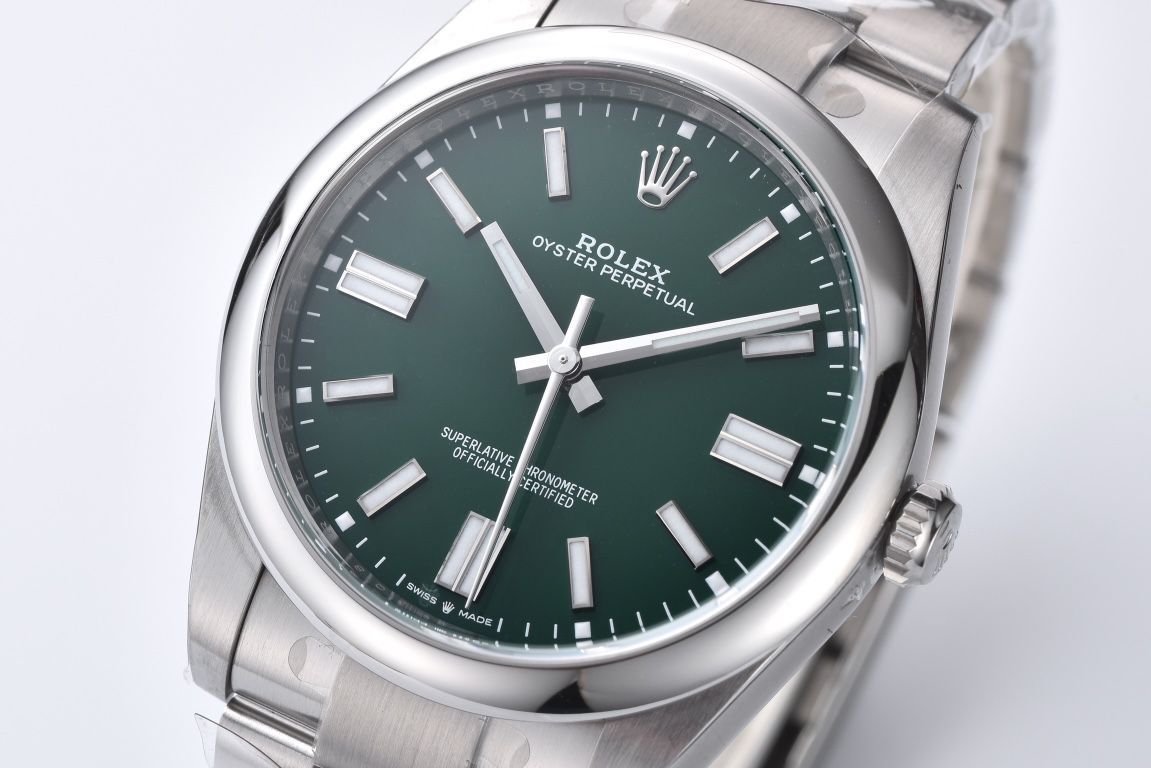 clean Factory Rolex Oyster Perpetual 41mm clone watch series m124300-0005 watches  / R881