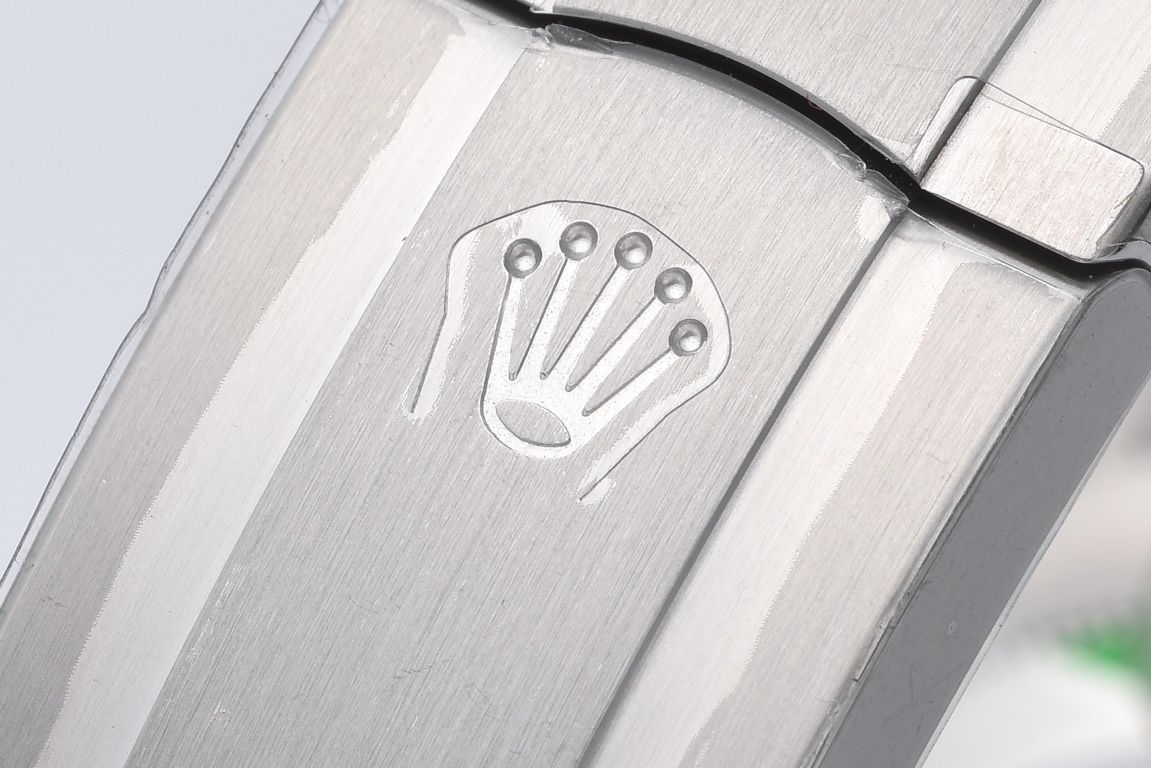 clean Factory Rolex Oyster Perpetual 41mm clone watch series m124300-0005 watches  / R881