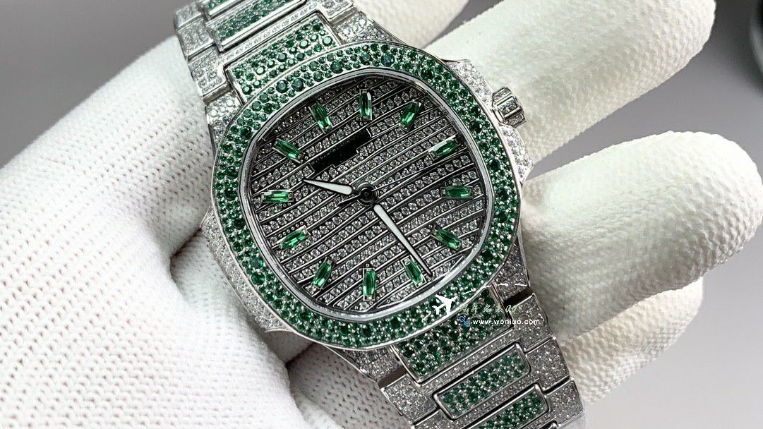 GR Factory Patek Philippe Aquanaut Collection 100% clone watch 7118/1452G-001  Women  watches  / BD502