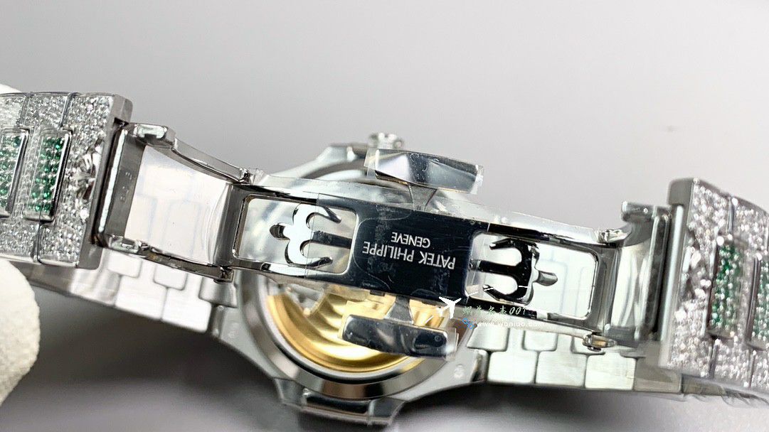 GR Factory Patek Philippe Aquanaut Collection 100% clone watch 7118/1452G-001  Women  watches  / BD502