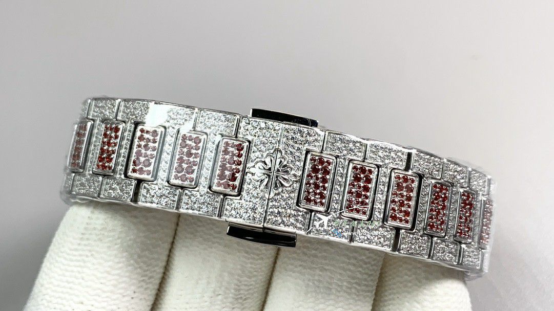 GR Factory Patek Philippe Aquanaut Collection 100% clone watch 7118/1452G-001  Women  watches  / BD502