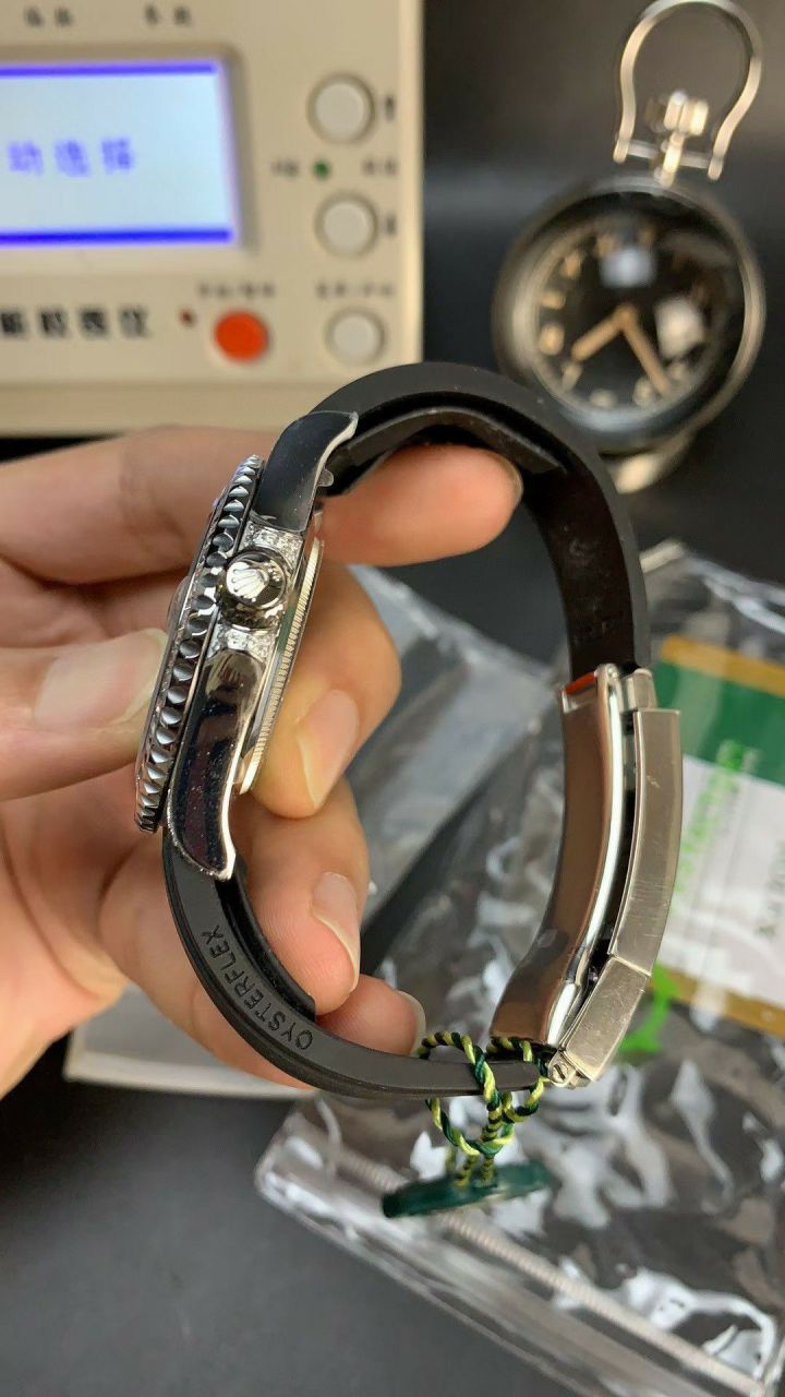 Jvs Rolex  Yacht-Master VIP Hidden  Baby  breath  clone M226679TBR，M226679TBR-0001 watches  / R886