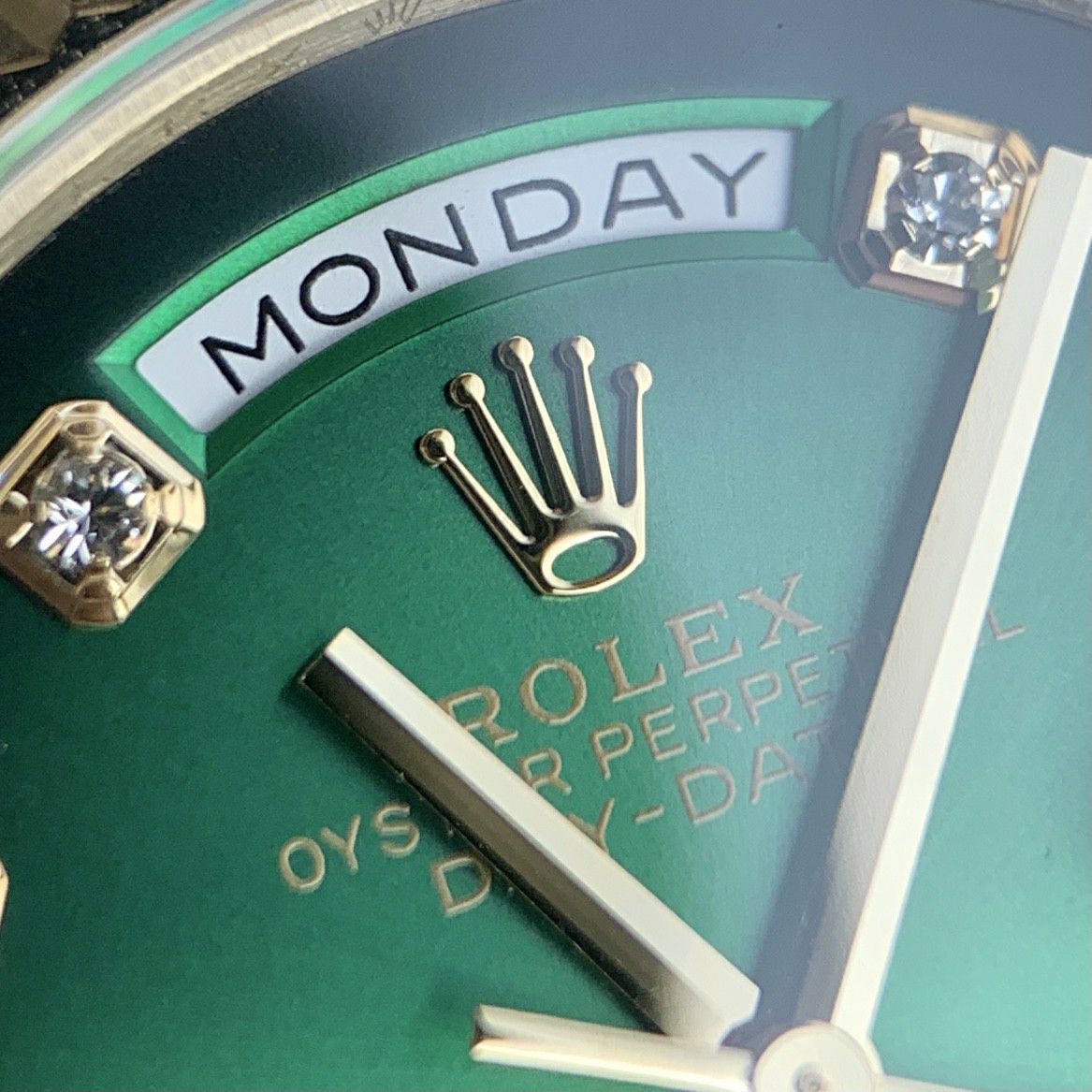 顶配 Customized Rolex Day-Date  clone m128238-0008 watches  / R887