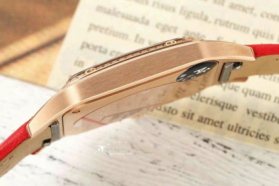 AF Cartier Santos large  Medium  set WJSA0016，WJSA0017，WJSA0019TOP clone watch / K377