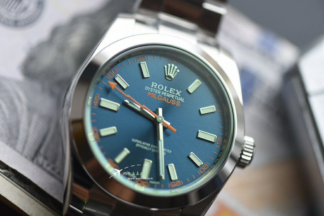 VS Factory Rolex Lightning Grid Magnetic Type TOP clone watch m116400gv-0002 blue  Dial  watches  / R898