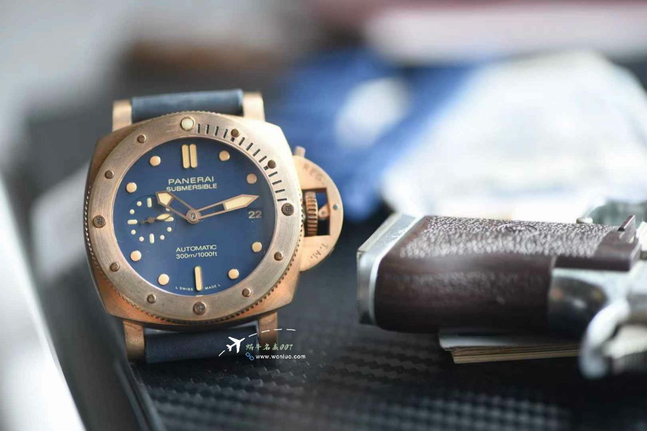 VS Panerai series 小 bronze PAM01074，PAM1074Panerai clone watch How much  / VSPAM01074