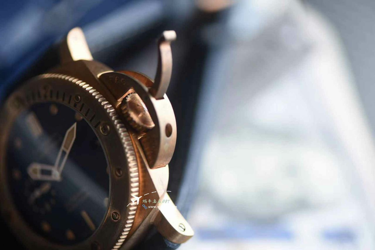 VS Panerai series 小 bronze PAM01074，PAM1074Panerai clone watch How much  / VSPAM01074