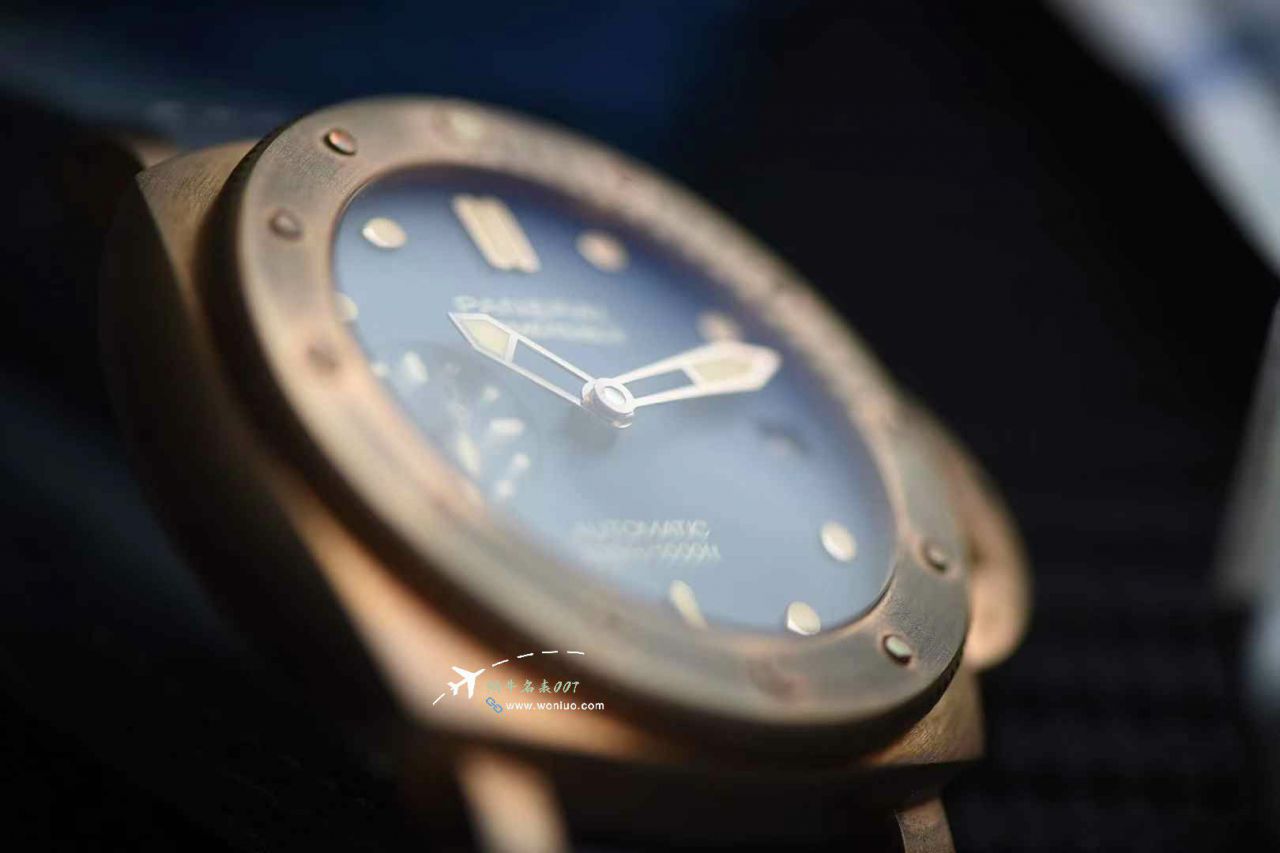 VS Panerai series 小 bronze PAM01074，PAM1074Panerai clone watch How much  / VSPAM01074