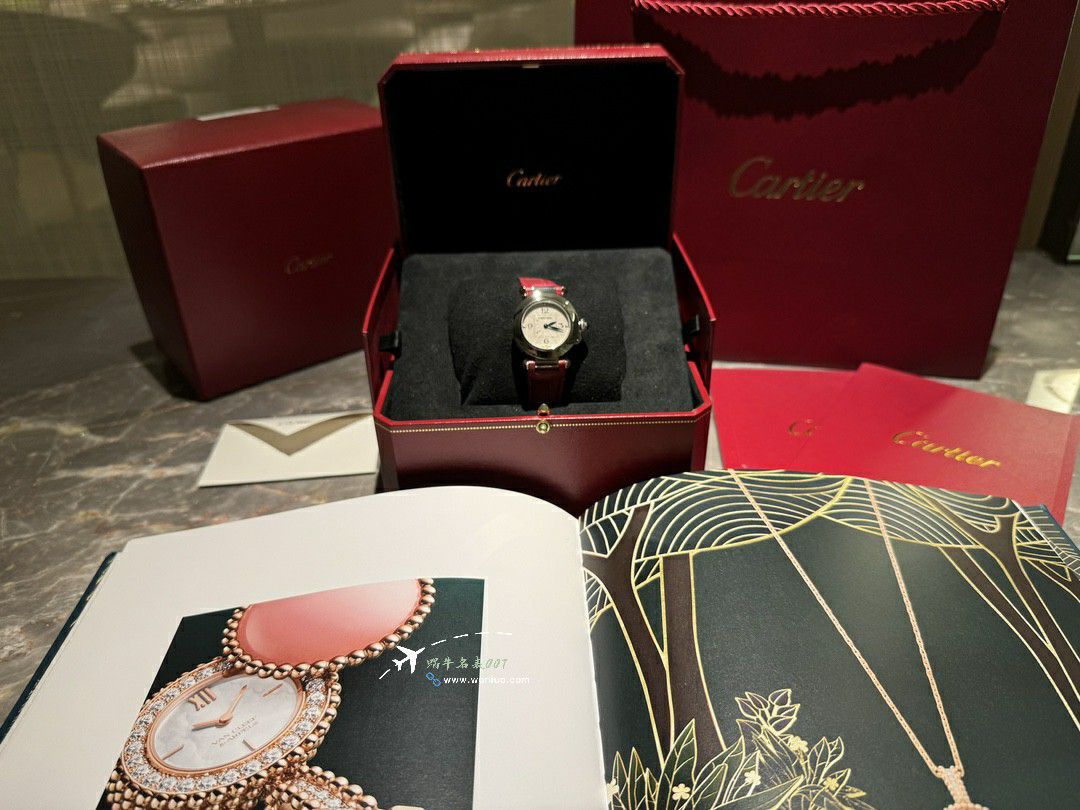 AF Factory 100% clone  Women watchCartier帕莎 series WJPA0018，WGPA0018 watches  / K337