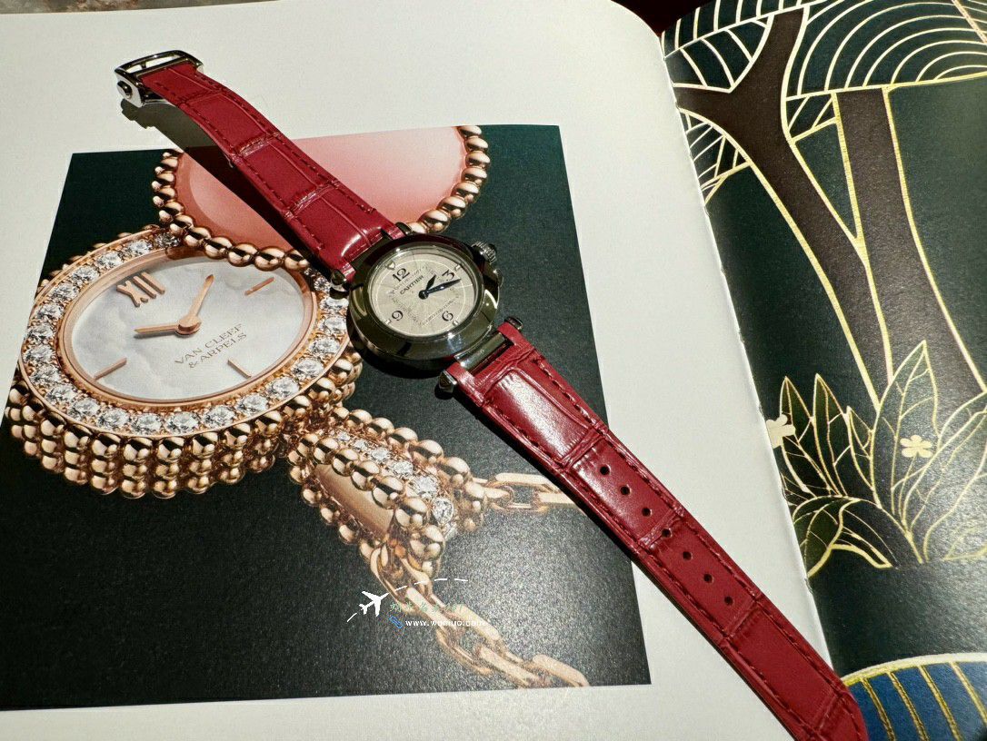 AF Factory 100% clone  Women watchCartier帕莎 series WJPA0018，WGPA0018 watches  / K337
