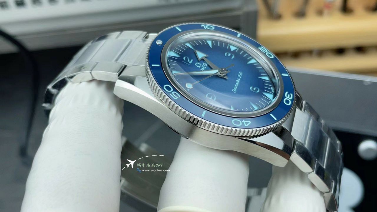 VS Omega Seamaster 300 clone  Poseidon Spectre 234.30.41.21.03.002 watches  / VS813