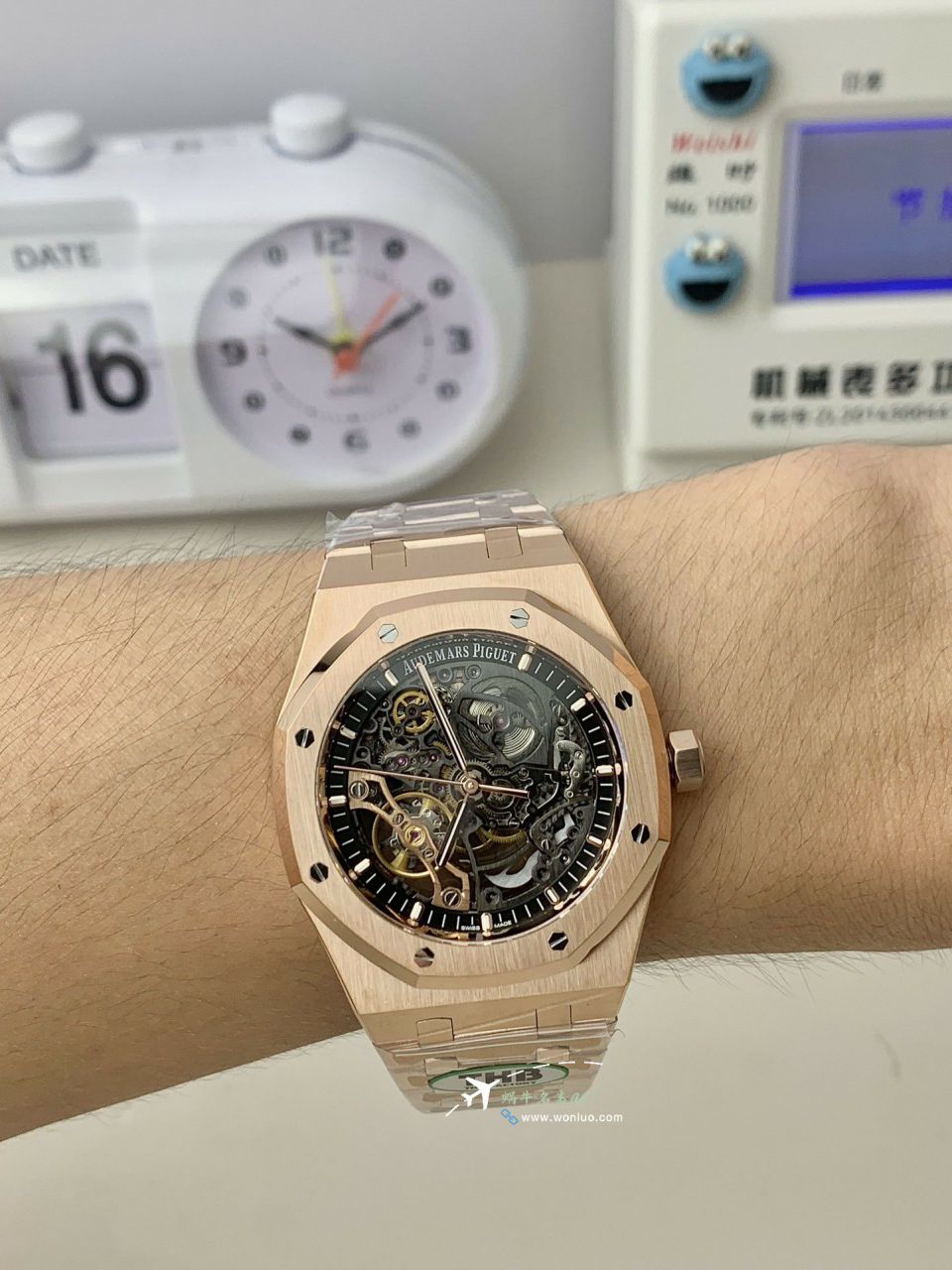 THB Factory Audemars Piguet Royal Oak 100% clone 15407ST.OO.1220ST.01和15407OR.OO.1220OR.01 watch / AP295