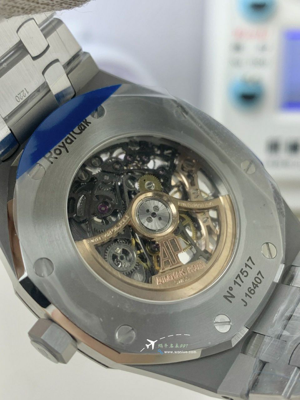 THB Factory Audemars Piguet Royal Oak 100% clone 15407ST.OO.1220ST.01和15407OR.OO.1220OR.01 watch / AP295