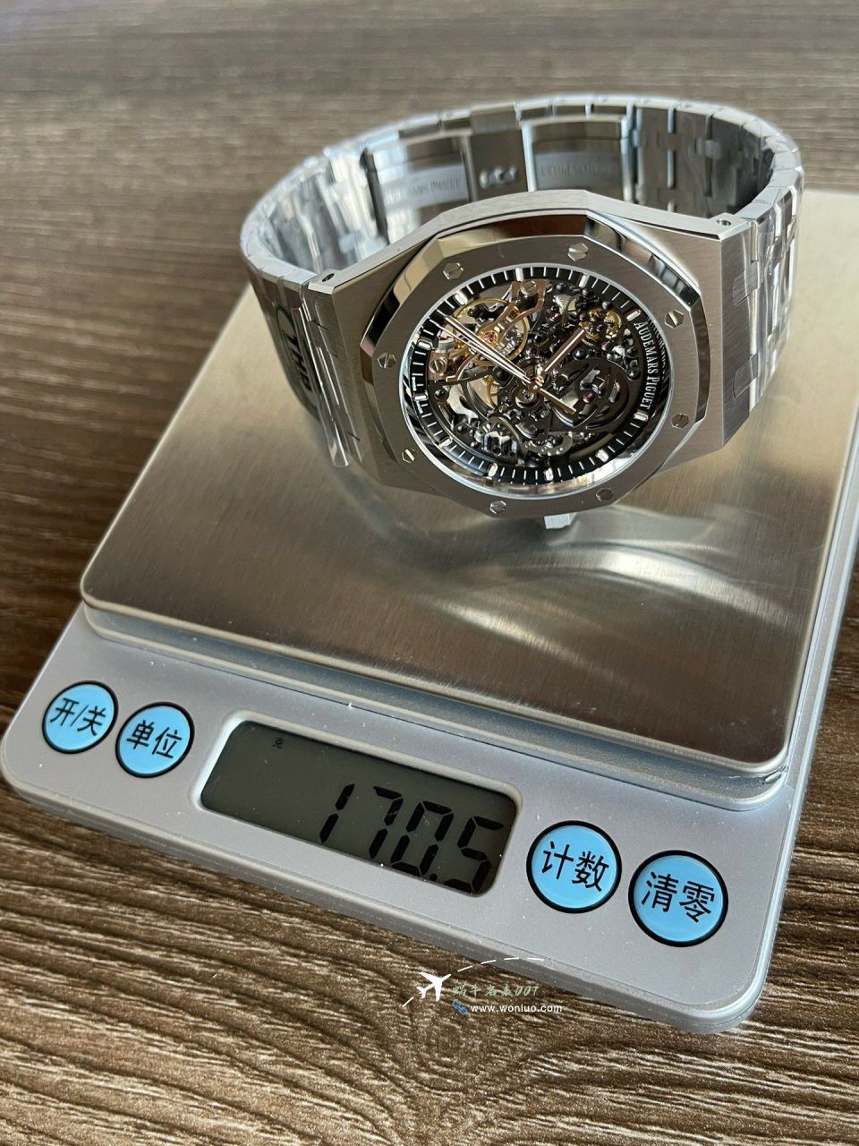 THB Factory Audemars Piguet Royal Oak 100% clone 15407ST.OO.1220ST.01和15407OR.OO.1220OR.01 watch / AP295