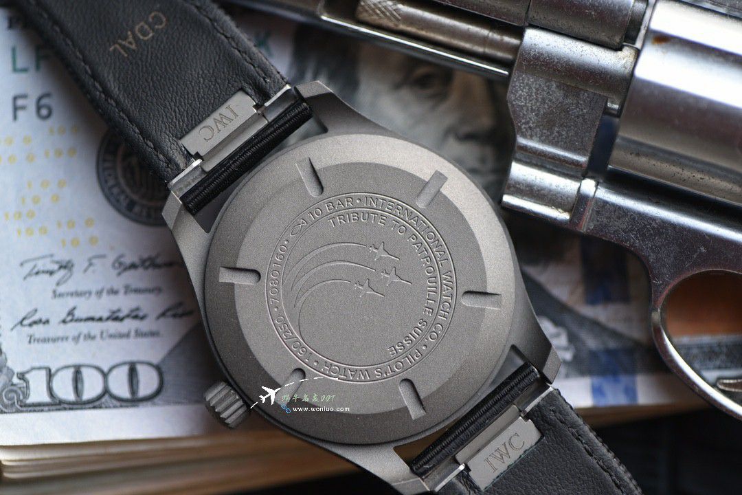  Video review V7 Factory  IWC IW328209   clone  Big Pilot  Mark XX Collection  Swiss 空中巡逻兵钛金属 Limited Edition  watches  / WG633