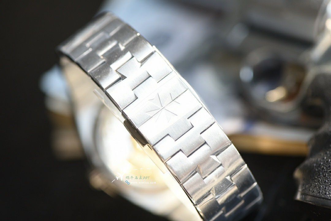  Video review PPF Vacheron Constantin Overseas TOP clone 4500V/210A-B483 watches  / JS276