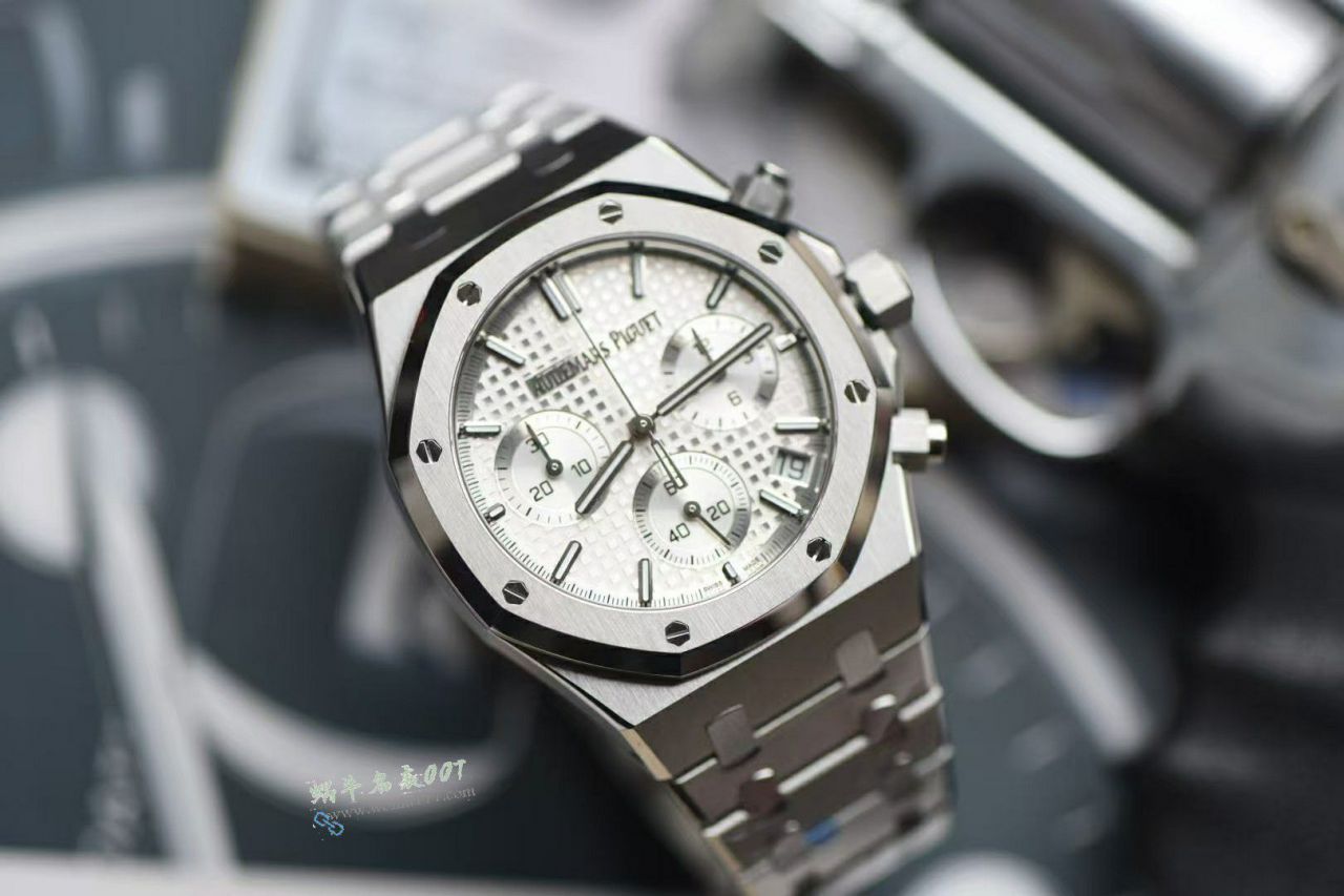 Audemars Piguet Audemars Piguet Royal Oak 100% clone 26240ST.OO.1320ST.05 watches  / AP300