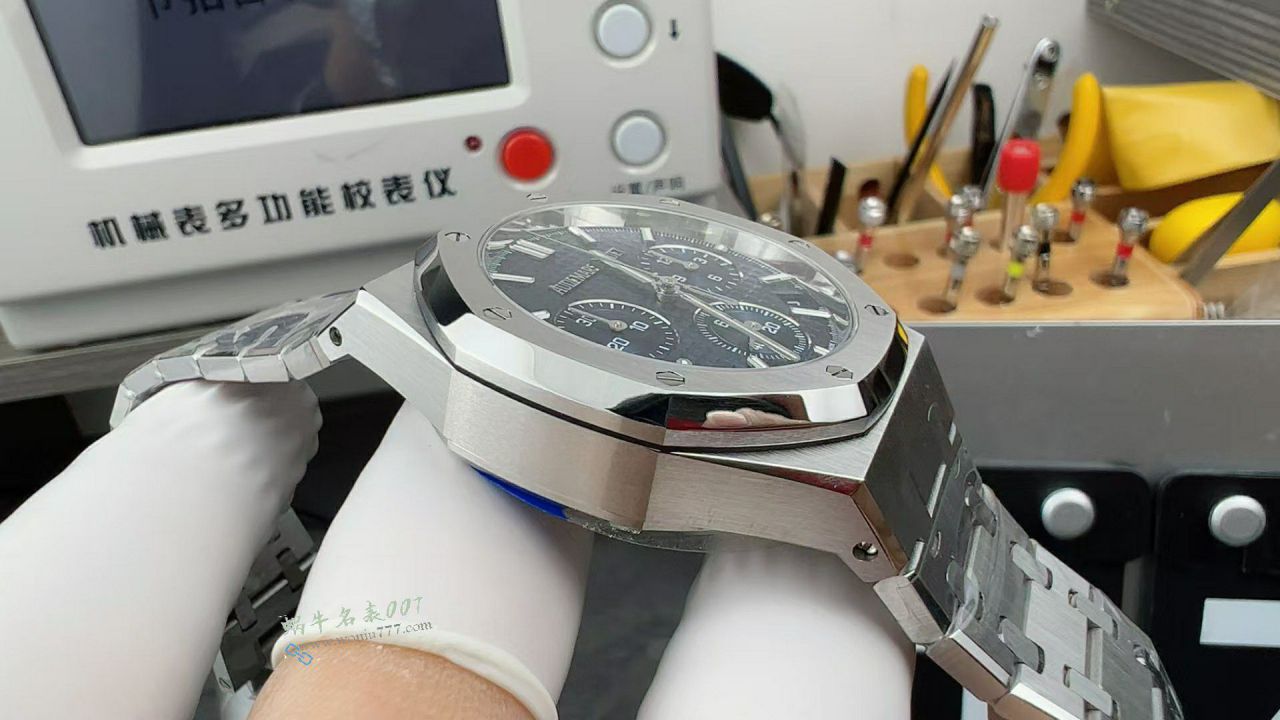 Audemars Piguet Audemars Piguet Royal Oak 100% clone 26240ST.OO.1320ST.05 watches  / AP300