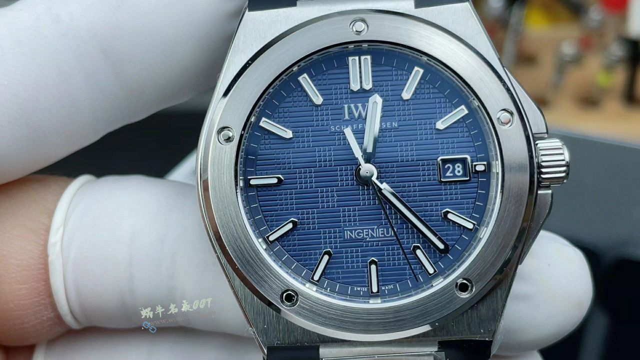 V7 Factory  New models  blue surface  IWC TOP clone  Engineer  series IW328907 watches  / WG637