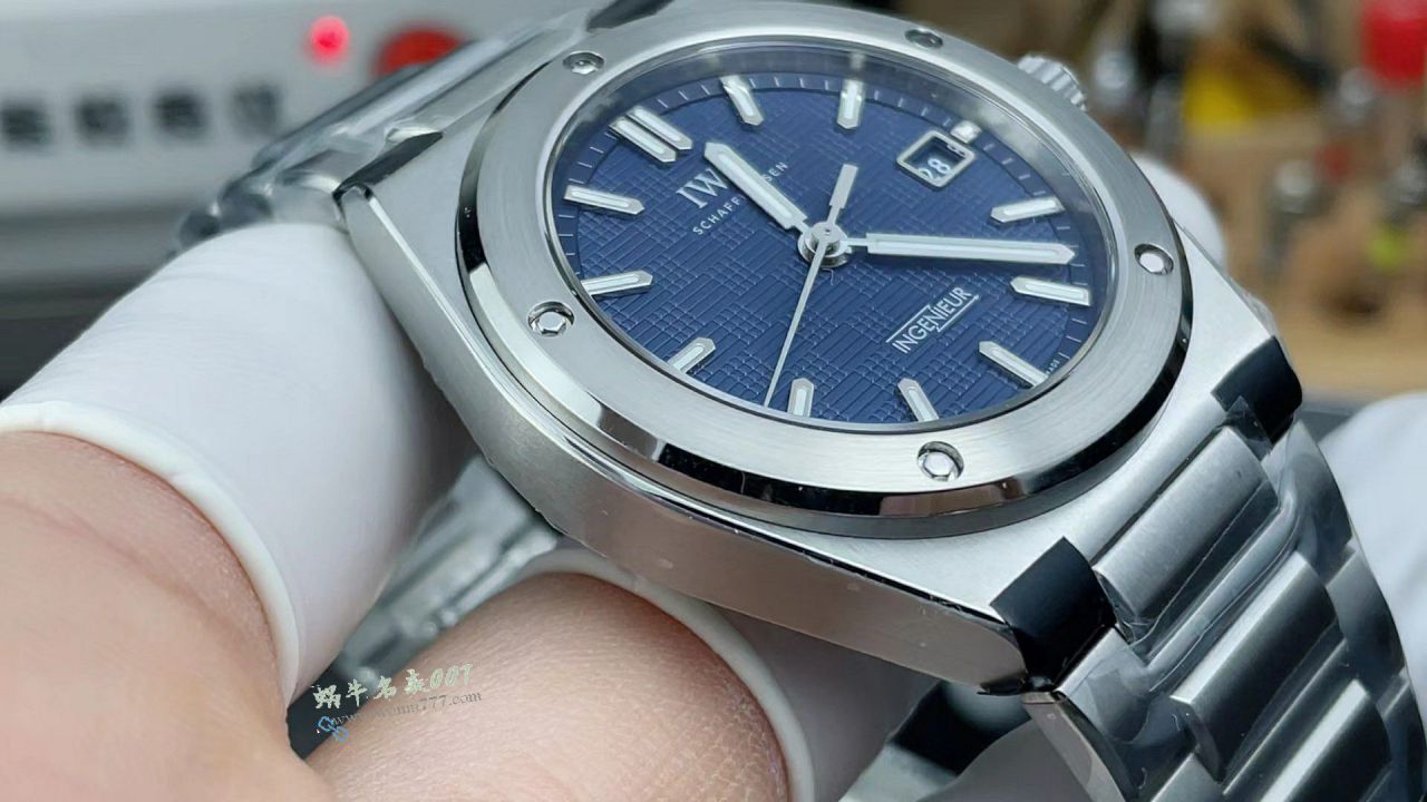 V7 Factory  New models  blue surface  IWC TOP clone  Engineer  series IW328907 watches  / WG637