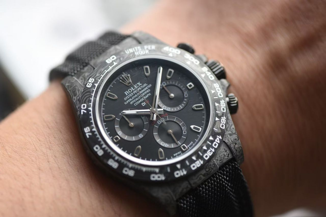  industry Highest Version Diw  Customized version ROLEX  Daytona  clone watch complete carbon fiber case  / R929