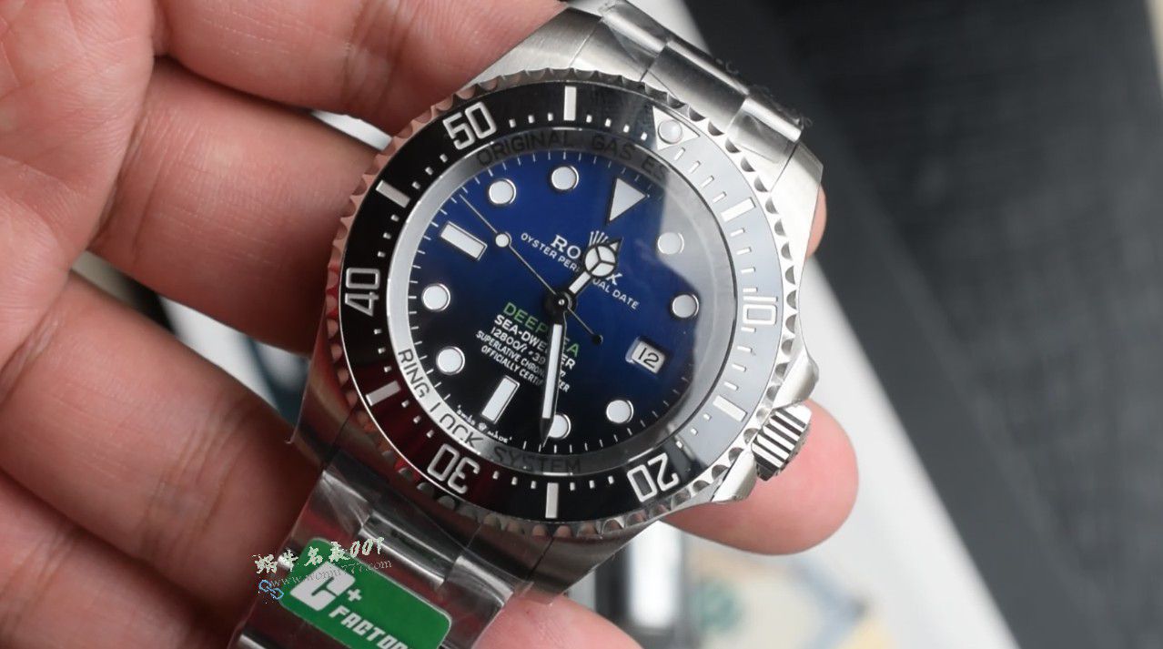 C+ Rolex SEA-DEWLLER Gradient Blue  Submariner m126660-0002  clone watch / R936