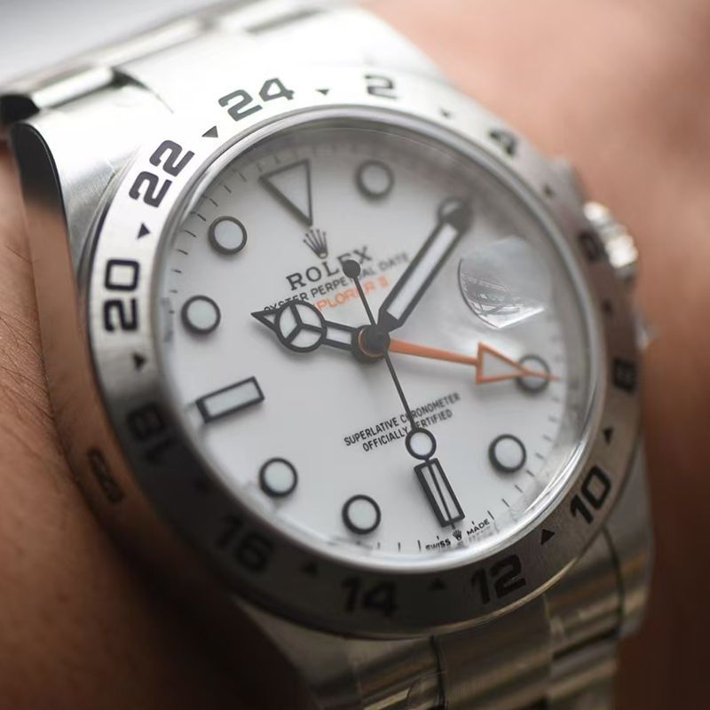 Clean Rolex Explorer   II   clone watches : Oyster steel  - m226570-0001