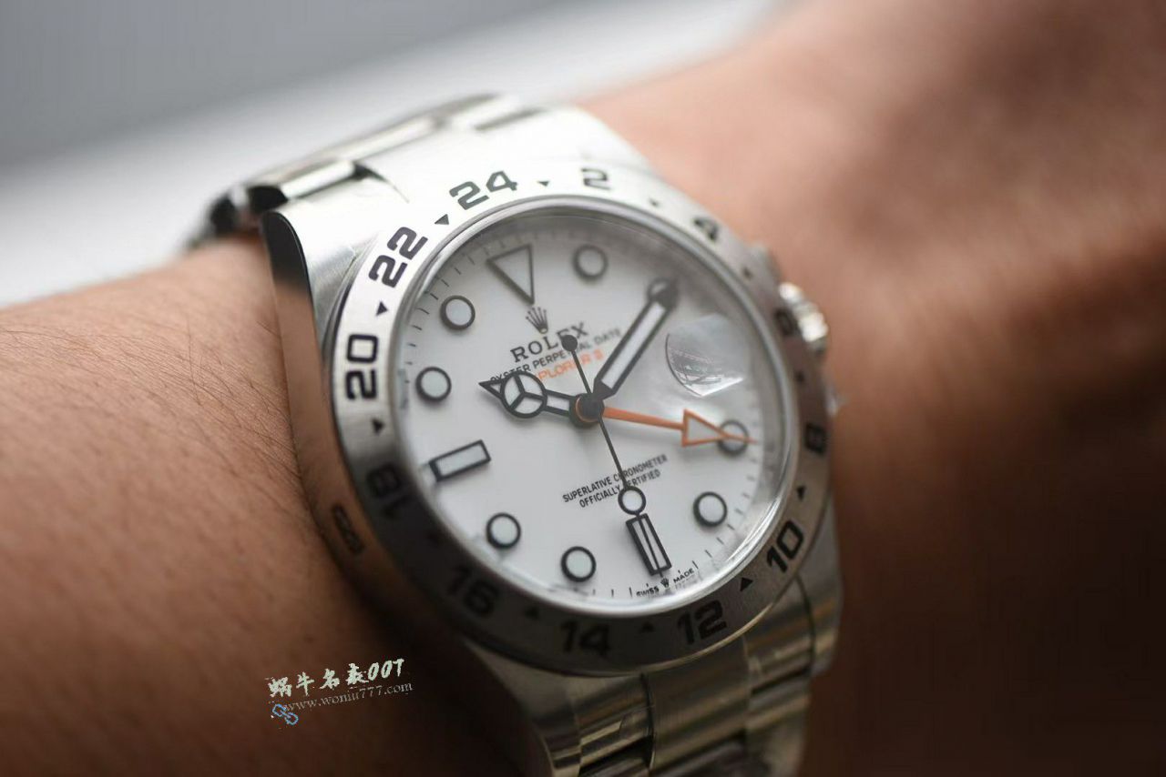 Clean Rolex Explorer   II   clone watches : Oyster steel  - m226570-0001 / R937