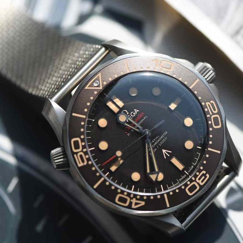 VS 007 The ultimate hit ！ Titanium mesh strap Omegabest clone  No Time to Die   Seamaster 300 meters 210.90.42.20.01.001 watches 