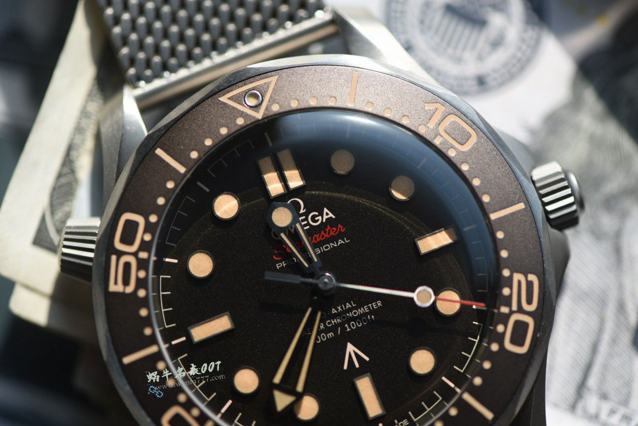 VS 007 The ultimate hit ！ Titanium mesh strap Omegabest clone  No Time to Die   Seamaster 300 meters 210.90.42.20.01.001 watches  / VS816