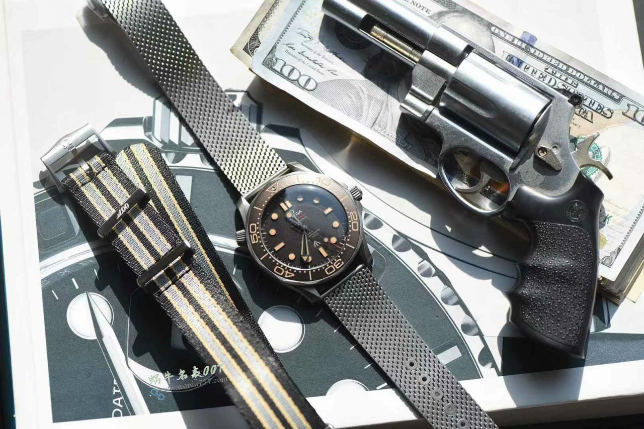VS 007 The ultimate hit ！ Titanium mesh strap Omegabest clone  No Time to Die   Seamaster 300 meters 210.90.42.20.01.001 watches  / VS816